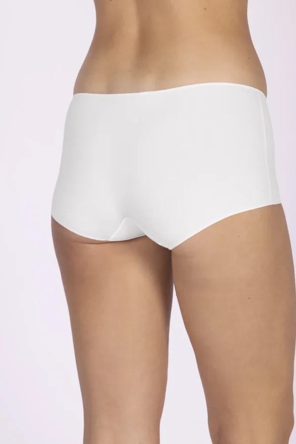 Shorts, SECRET
